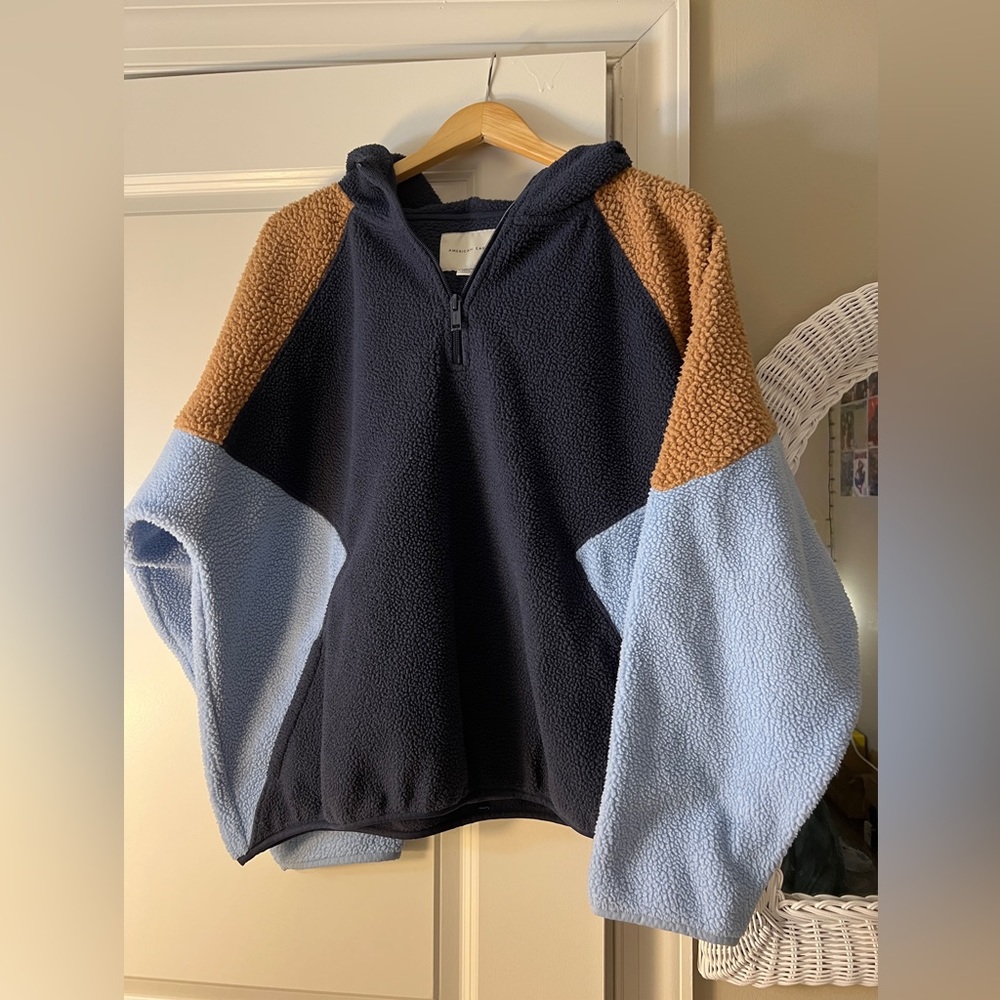 American Eagle Oversized Sherpa Pullover Half Zip